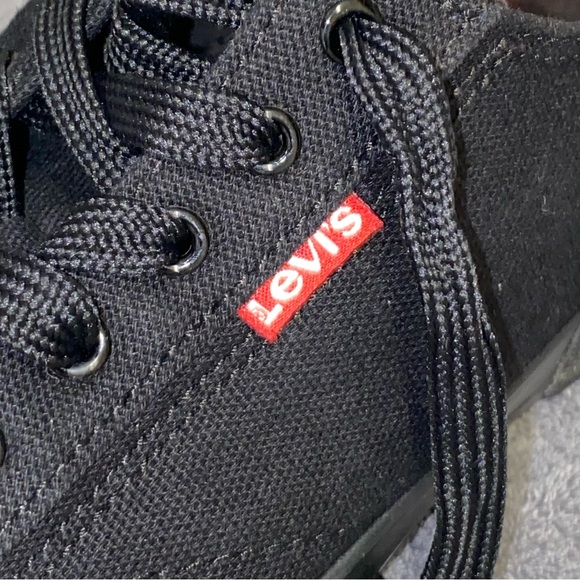 Levi's Black Sneakers with Thick Rubber Sole and Reinforced Toe Cap - Picture 12 of 12